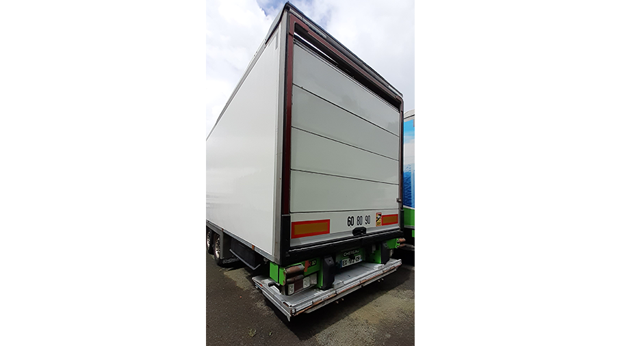 R3521 CHEREAU 2018 CARRIER VECTOR 1950MT 