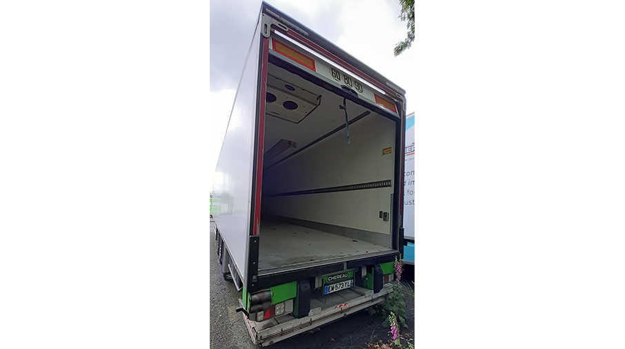 R3518 CHEREAU 2017 CARRIER VECTOR 1950MT 